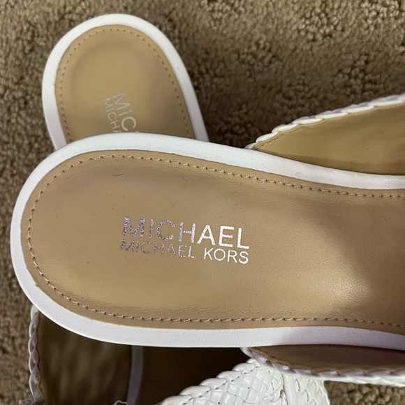 Michael Kors slides - Picture 2 of 2